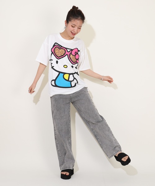 sanrio(サンリオ)の「親子お揃い サンリオ サングラスTシャツ 9578A(Tシャツ/カットソー・レディース・オフホワイト/その他25/パープル/その他24・L/S/M)」の16枚目の写真