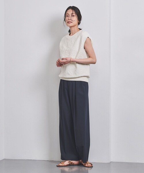 UNITED ARROWS（ユナイテッドアローズ）の「ジャカード ノースリーブ スウェット（スウェット・レディース・オフホワイト/ワインレッド/ブラック・FREE）」の7枚目の写真