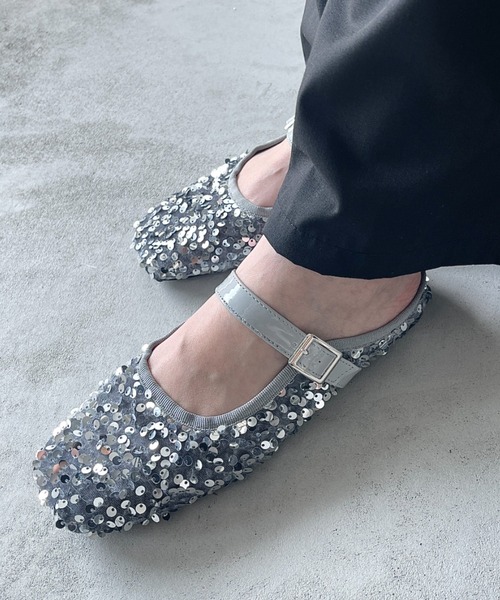 Libra Cue（リブラ キュー）の「スパンコールスリッポン（スリッポン・レディース・シルバー/ブラック・MEDIUM/LARGE）」の6枚目の写真