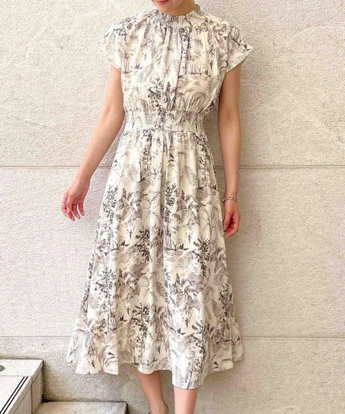 GORGE（ゴージ）の「《シャーリングウエスト×フレア》レディース マキシワンピース 半袖 春夏秋（ワンピース・レディース・ベージュ/ブラック/ブルー・F）」の4枚目の写真