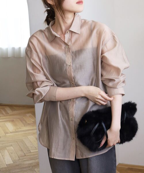 le.coeur blanc（ルクールブラン）の「【飯豊まりえさん着用】シアーオーバーレギュラーカラーシャツ（シャツ/ブラウス・レディース・ピンク/キャメル/ベージュ・38）」の11枚目の写真