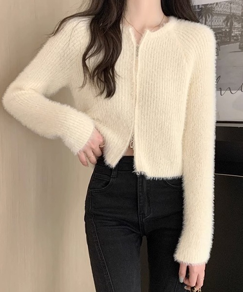 c.u.l（シーユーエル）の「ダブルジップ ふわふわニットトップス culw745（ニット/セーター・レディース・ブラック/アイボリー/カーキ・FREE）」の7枚目の写真