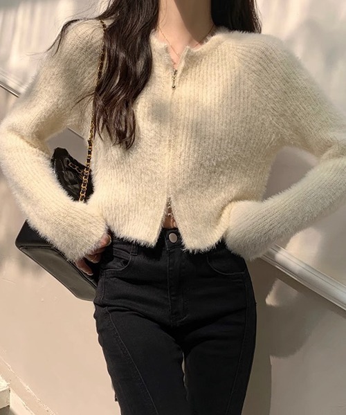 c.u.l（シーユーエル）の「ダブルジップ ふわふわニットトップス culw745（ニット/セーター・レディース・ブラック/アイボリー/カーキ・FREE）」の9枚目の写真