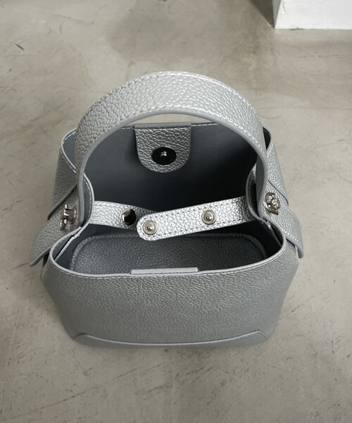 CAPRICIEUX LE'MAGE(カプリシューレマージュ)の「2SETバケットバッグ(ショルダーバッグ・レディース・シルバー/ブラック/ブラウン・FREE)」の15枚目の写真