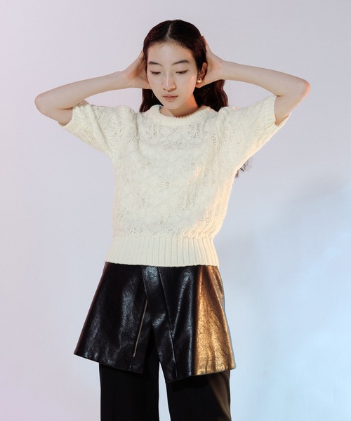 ADAM ET ROPE'(アダムエロペ)の「【WEB限定】パールドットニット(ニット/セーター・レディース・グレー/オフホワイト・FREE)」の5枚目の写真