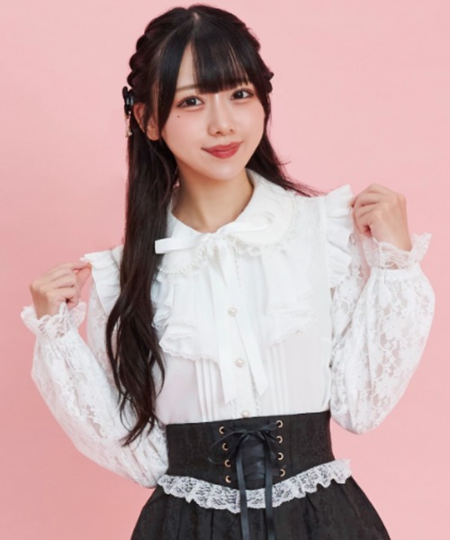 Secret Honey（シークレットハニー）の「袖レースラッフルブラウス（シャツ/ブラウス・レディース・オフホワイト/ブラック/ホワイト系その他2・MEDIUM）」の2枚目の写真