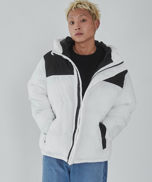 WEGO(ウィゴー)の「WEGO/カラーブロックパテッドフードブルゾン(ダウンジャケット/コート・メンズ・ベージュ/ホワイト/ブラック・MEDIUM/LARGE)」の1枚目の写真