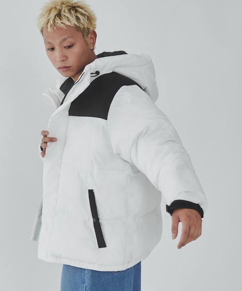 WEGO(ウィゴー)の「WEGO/カラーブロックパテッドフードブルゾン(ダウンジャケット/コート・メンズ・ベージュ/ホワイト/ブラック・MEDIUM/LARGE)」の21枚目の写真