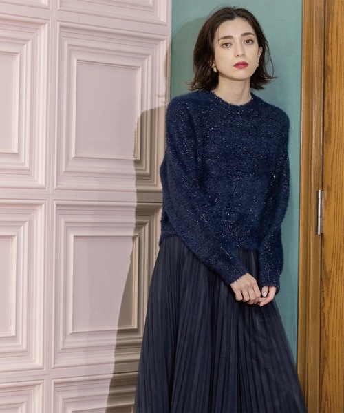 OPAQUE.CLIP(オペークドットクリップ)の「◆≪エマール検証済≫スパンコールフェザーニット【洗濯機洗い可/抗ピル】(ニット/セーター・レディース・ホワイト系8/ライトグレー系5/ライトパープル/ブルー系5/ネイビー系5・36/38/40)」の7枚目の写真