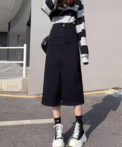 urge:(アージコロン )の「【URGE:】フロント スリット ペンシル デニムスカート(デニムスカート・レディース・ブラック・X-LARGE/LARGE/MEDIUM/SMALL)」の3枚目の写真