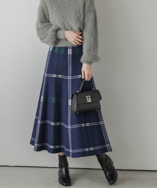 La-gemme（ラジェム）の「ジャガードニット チェック柄スカート（スカート・レディース・ブラック×ホワイト/ネイビー系1/ネイビー系2・フリー）」の11枚目の写真