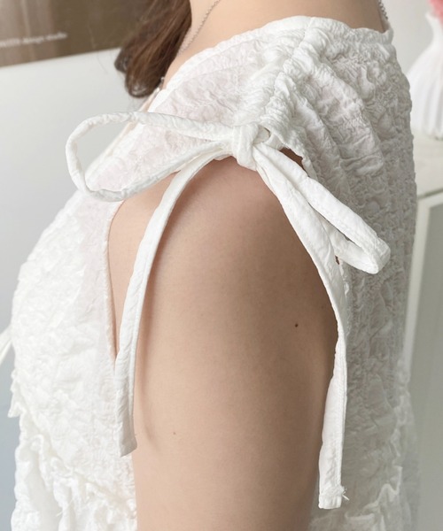 moment+(モーメントプラス)の「ポコポコチェックショルダーリボンペプラムベスト(ベスト・レディース・ブラック/オフホワイト/ナチュラル・M/L)」の15枚目の写真