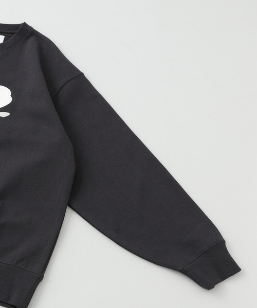 B.C STOCK（ベーセーストック）の「P of E BIG FLOWER エンブロイダリースウェット（スウェット・メンズ・グレー/アイボリー/ブラウン/ネイビー・MEDIUM/LARGE）」の19枚目の写真