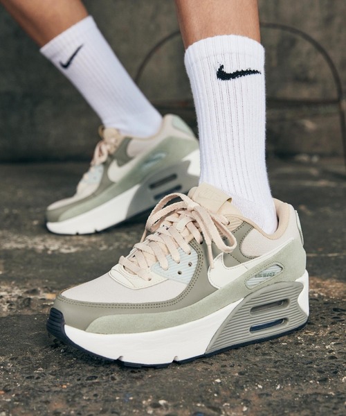 ナイキ エア マックス 90 LV8 ウィメンズシューズ / Nike Air