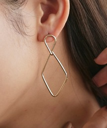 ドロップエイトモチーフピアス