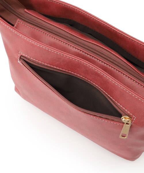 SHOO・LA・RUE（シューラルー）の「◆ムラ合皮ショルダーバッグ（ショルダーバッグ・レディース・ワインレッド/ダークブラウン/ブラック/グレー・00）」の15枚目の写真