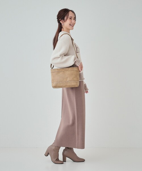 SHOO・LA・RUE（シューラルー）の「◆ムラ合皮ショルダーバッグ（ショルダーバッグ・レディース・ワインレッド/ダークブラウン/ブラック/グレー・00）」の20枚目の写真