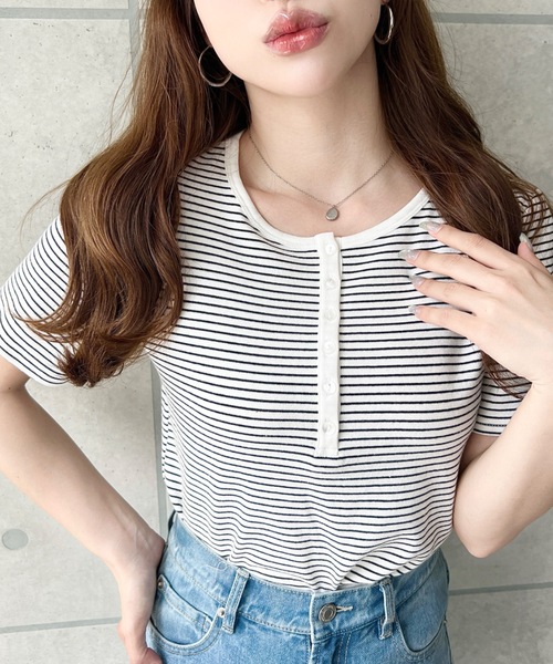 moment+(モーメントプラス)の「ヘンリーネックボーダー半袖Tシャツ(Tシャツ/カットソー・レディース・ピンク/ネイビー/オートミール/チャコールグレー/オフホワイト/ブラック・M/L)」の22枚目の写真