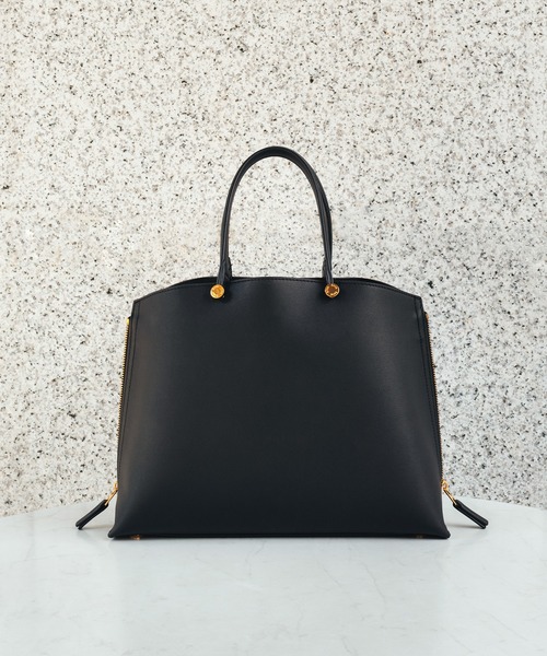 【nicochan4 】 Y BAG Medium【軽量】【25AW】 E'POR】Y BAG Medium【軽量】【25AW】(ショルダーバッグ)|E