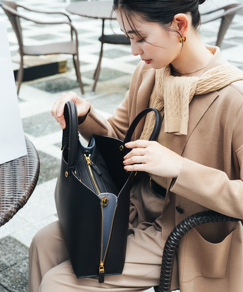 E'POR】Y BAG Medium【軽量】【25AW】（ショルダーバッグ）｜E