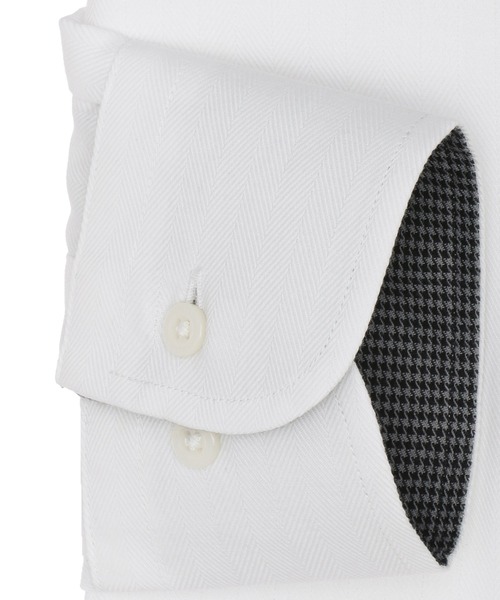 TOKYO SHIRTS(トウキョウシャツ)の「形態安定ノーアイロン ワイド 長袖ビジネスワイシャツ(ビジネスシャツ・メンズ・ホワイト・首回り39cm-裄丈80cm/首回り39cm-裄丈84cm/首回り41cm-裄丈82cm/首回り41cm-裄丈86cm/首回り43cm-裄丈86cm/首回り42cm-裄丈82cm/首回り42cm-裄丈86cm/首回り43cm-裄丈82cm/首回り37cm-裄丈84cm/首回り37cm-裄丈80cm)」の3枚目の写真