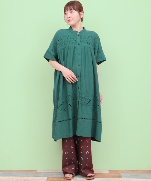 チチカカ(チチカカ)の「Rico カットワーク刺繍ワンピース(ワンピース・レディース・ナチュラル/ボルドー/グリーン・FREE)」の6枚目の写真