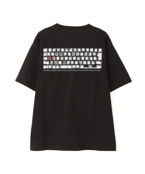 AVIREX(アヴィレックス)の「《WEB限定》CAMO KEYBOARD T-SHIRT "AVIREX" / カモ キーボード 半袖Tシャツ / AVIREX / アヴィレックス(Tシャツ/カットソー・メンズ・ブラック/ホワイト・MEDIUM/LARGE/X-LARGE/XX-LARGE)」の20枚目の写真
