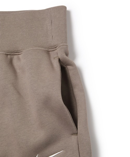 NIKE（ナイキ）の「【NIKE】フェニックス フリース ハイウエスト ワイドレッグ スウェットパンツ（その他パンツ・レディース・ダークブラウン/ブラック/ホワイト系その他7・S/M/L）」の14枚目の写真