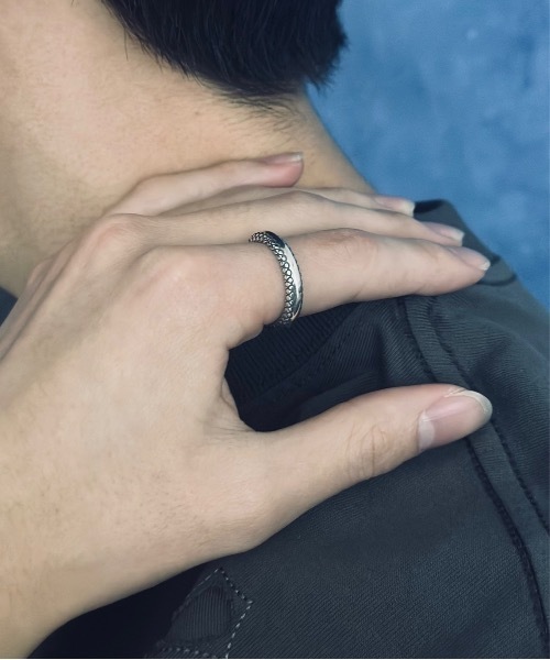 blatto(ブラット)の「【B-925 SILVER】925リング b925-r079-6g(リング・メンズ・シルバー・FREE)」の3枚目の写真