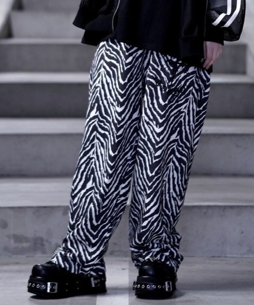 レフレムパンツ REFLEM/レフレム』クロスパッチZIP切替ワイドデニムカーゴパンツ