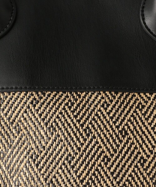 green label relaxing(グリーンレーベルリラクシング)の「2WAY シート 切り替えバッグ(トートバッグ・レディース・ブラック/ブラウン・FREE)」の21枚目の写真