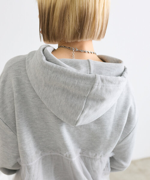 w closet(ダブルクローゼット)の「チュールティアード裏毛チュニック(Tシャツ/カットソー・レディース・グレー/チャコールグレー・FREE)」の8枚目の写真