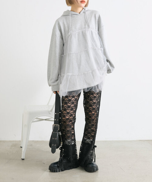 w closet(ダブルクローゼット)の「チュールティアード裏毛チュニック(Tシャツ/カットソー・レディース・グレー/チャコールグレー・FREE)」の10枚目の写真