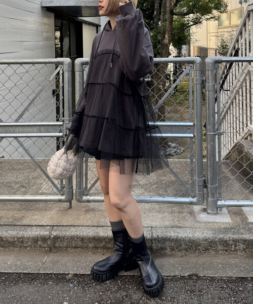 w closet(ダブルクローゼット)の「チュールティアード裏毛チュニック(Tシャツ/カットソー・レディース・グレー/チャコールグレー・FREE)」の14枚目の写真