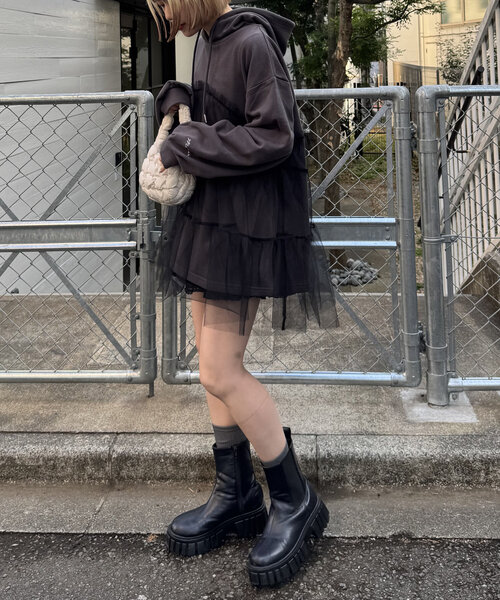 w closet(ダブルクローゼット)の「チュールティアード裏毛チュニック(Tシャツ/カットソー・レディース・グレー/チャコールグレー・FREE)」の15枚目の写真