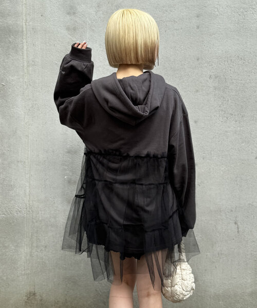 w closet(ダブルクローゼット)の「チュールティアード裏毛チュニック(Tシャツ/カットソー・レディース・グレー/チャコールグレー・FREE)」の20枚目の写真