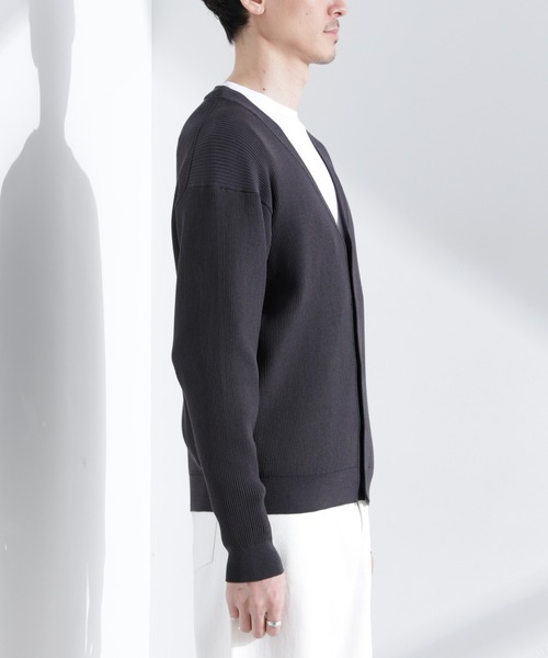 NANO universe(ナノユニバース)の「CICAドライタッチ リブカーディガン(カーディガン/ボレロ・メンズ・ブラウン/チャコール/グレー系その他4・S/M/L)」の6枚目の写真
