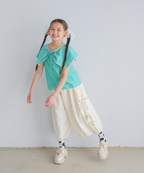 unica(ユニカ)の「ウェーブラインピックカラーブラウス(シャツ/ブラウス・キッズ・ブラック/レッド/グリーン・S/XL/M/L)」の8枚目の写真