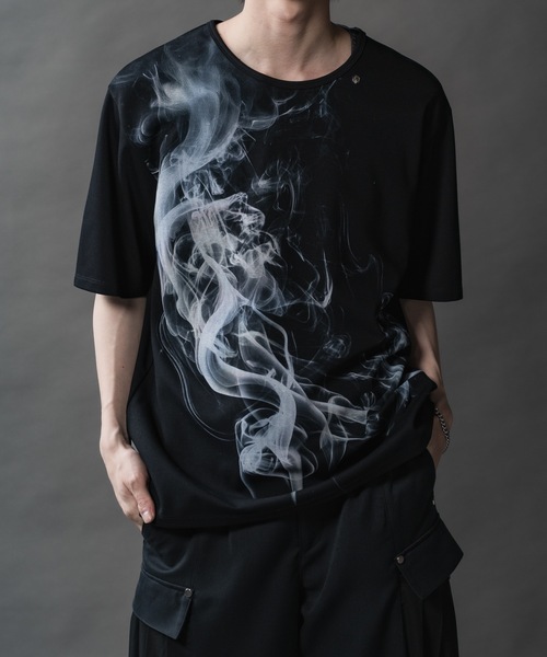 PHILTHEORY（フィルセオリー）の「PHILTECH Inkjet graphic T-shirts/フィルテックインクジェットグラフィックTシャツ（Tシャツ/カットソー・メンズ・ブラック系その他7/ブラック系その他4/ブラック系その他6/ブラック/ブラック系その他2/ブラック系その他/ブラック系その他3/ブラック系その他5・1/2/3）」の2枚目の写真