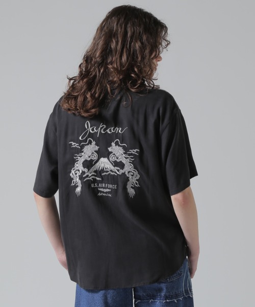 トップス AVIREX DOUBLE DRAGON SOUVENIR T-SHIRT AVIREX シャツ DOUBLE DRAGON SOUVENIR SHIRT / ダブルドラゴン