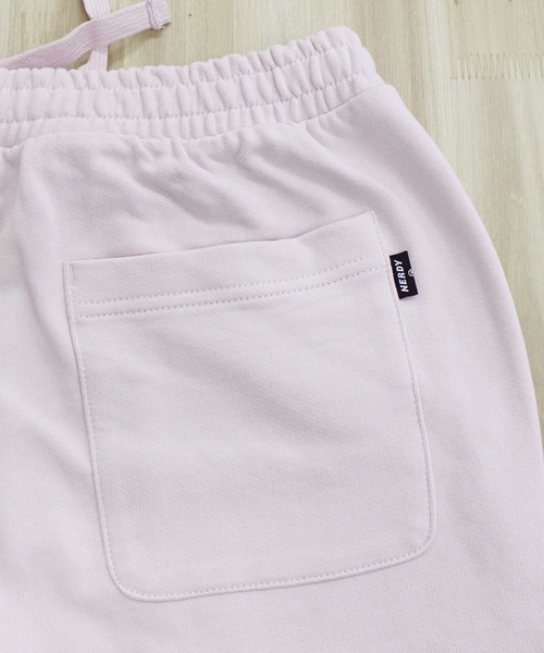 NERDY(ノルディ)の「NERDY ステッチロゴハーフパンツ STITCH LOGO HALF PANTS(スウェットパンツ・メンズ・ピンク/ブラック/クリーム・M/L)」の9枚目の写真