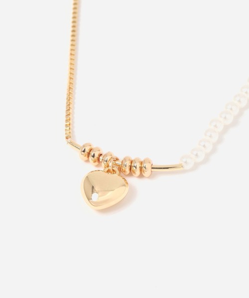FOREVER 21（フォーエバー トゥエンティーワン）の「ハートデザインネックレス2（ネックレス・レディース・シルバー/ゴールド・FREE）」の3枚目の写真