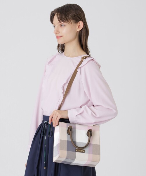 BLUE LABEL CRESTBRIDGE（ブルーレーベルクレストブリッジ）の「クレストブリッジチェックキャンバススクエアミニトート（ハンドバッグ・レディース・グリーン系その他/レッド系その他・FREE）」の3枚目の写真