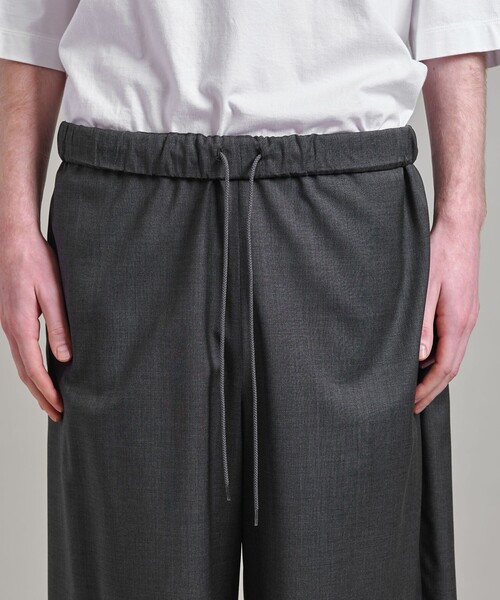 ＜LOEFF＞トロピカルウール ショーツ MEN’S LOEFF＞トロピカルウール ショーツ MEN'S