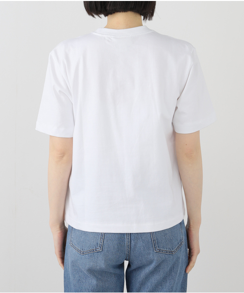 Calvin Klein Jeans（カルヴァンクラインジーンズ）の「Calvin Klein Jeans / カルバン クライン ジーンズSS RLXD STANDARD LOGO CREWNK TEE（Tシャツ/カットソー・レディース・ブラック/ホワイト・SMALL）」の21枚目の写真