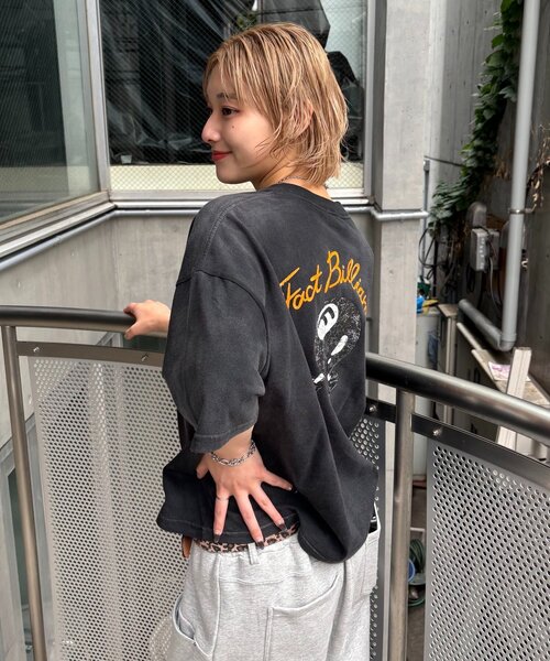 WHO'S WHO gallery（フーズフーギャラリー）の「【WEB限定/2サイズ】COOPER FACTビリヤードロゴTEE（Tシャツ/カットソー・レディース・ブラック/チャコールグレー/ホワイト・MEDIUM/LARGE）」の18枚目の写真