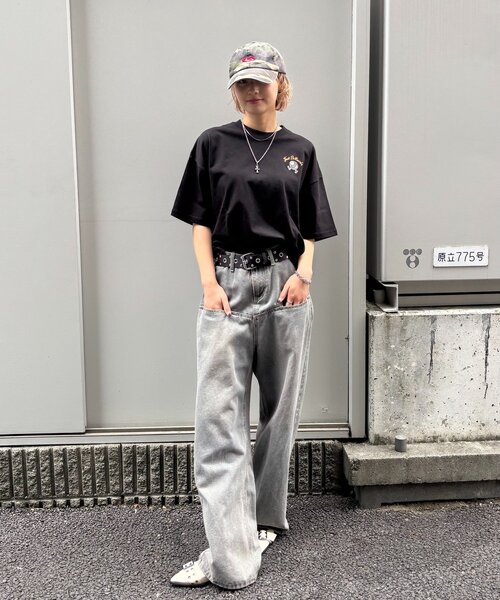 WHO'S WHO gallery（フーズフーギャラリー）の「【WEB限定/2サイズ】COOPER FACTビリヤードロゴTEE（Tシャツ/カットソー・レディース・ブラック/チャコールグレー/ホワイト・MEDIUM/LARGE）」の9枚目の写真