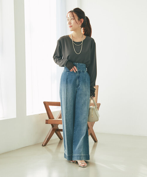 La boutique BonBon(ラブティックボンボン)の「【万能インナー】ライトストレッチジョーゼットコンビブラウス(シャツ/ブラウス・レディース・ライトグレー/ホワイト/チャコールグレー・FREE)」の5枚目の写真