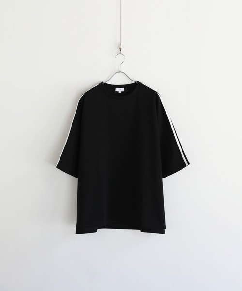 LILL(リル)の「サイドスリットコットンポンチビッグシルエットシルケットライク5分袖ドレープカットソー 吸水速乾/接触冷感/UVカット(Tシャツ/カットソー・メンズ・ホワイト/ブラック×ホワイト/ホワイト×ブラック/ブラック/ワイン/グレー/ホワイト系/ブラック系/パープル/ブルーグレー/ワイン系/ブルー系・XS/S/M/L)」の16枚目の写真