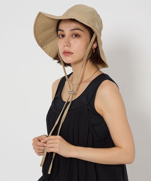 NEW ERA(ニューエラ)の「【別注】<NEW ERA>ナイロン つば広 ハット(ハット・レディース・ベージュ/ブラック・FREE)」の3枚目の写真